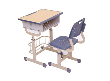 中小学生可升降课桌椅
